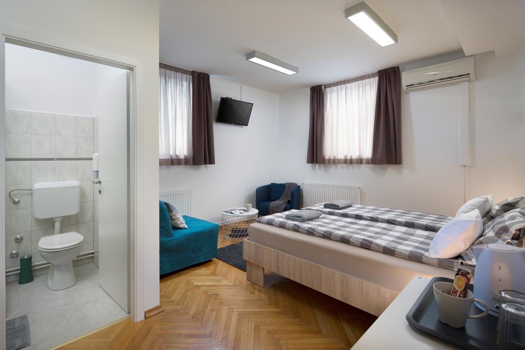 Hostel Bureau Zagreb Eksteriør billede